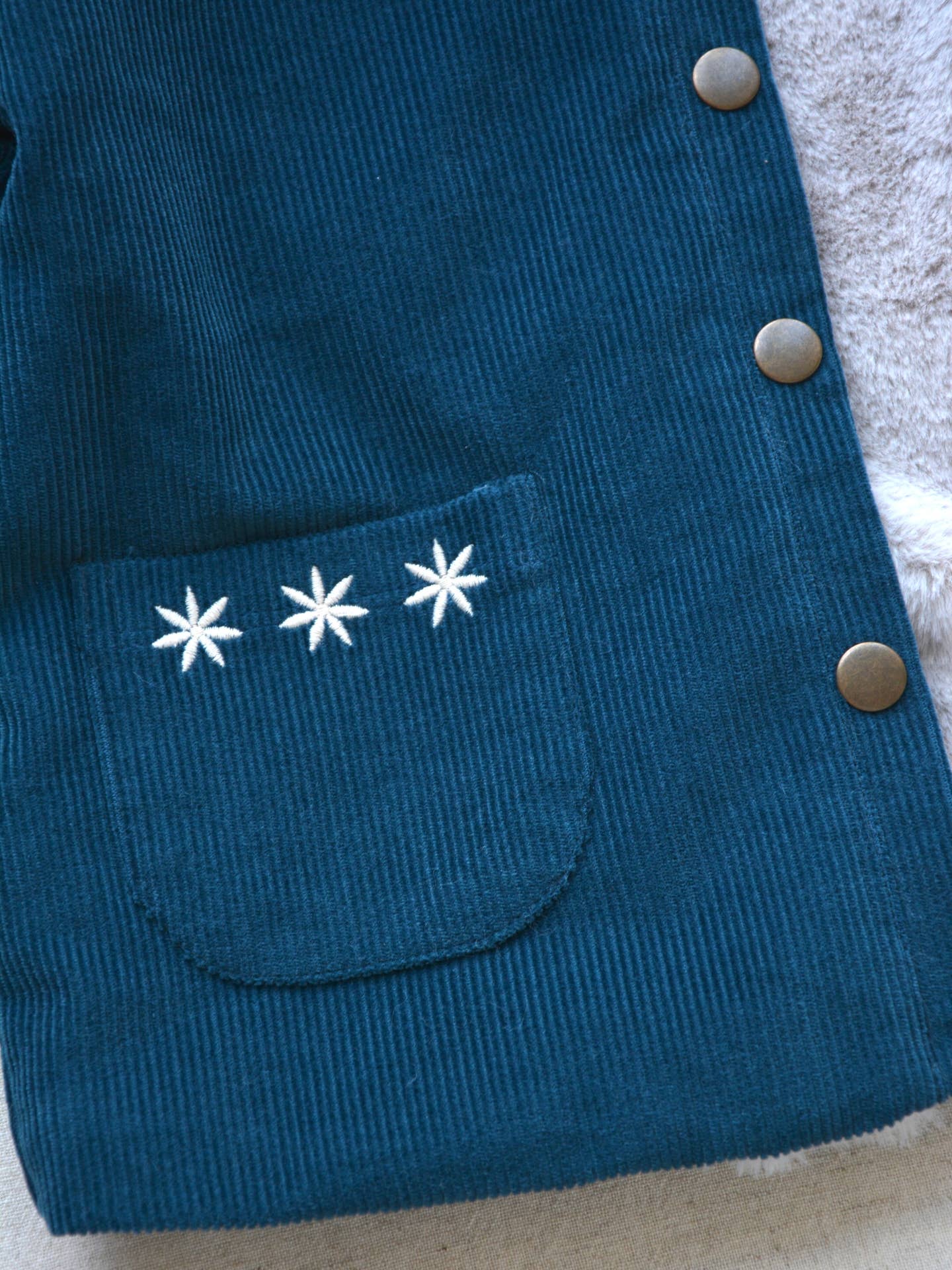 Corduroy jas met borduursel