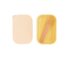 Lunchbox met gekke letters