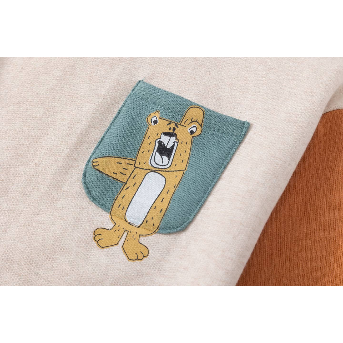 Leuke trui met dierenprint